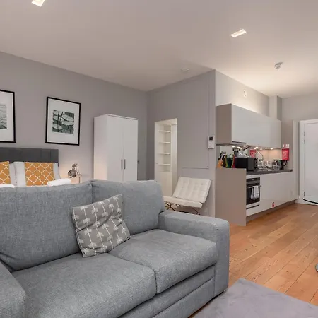 Destiny Scotland - St Andrew Square Apartments Edimburgo Esterno foto