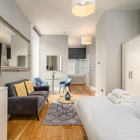 Destiny Scotland - St Andrew Square Apartments Edimburgo Esterno foto
